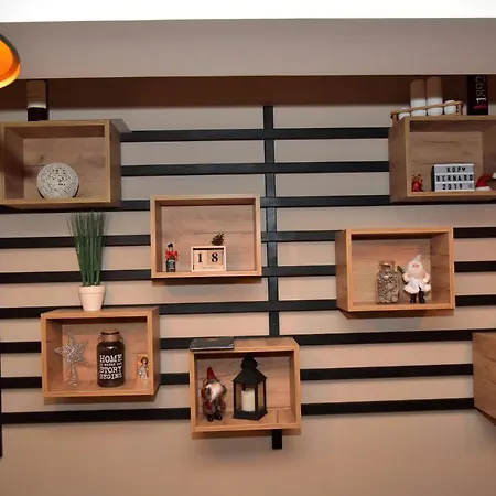 Sladjana Premier 12 Milmari كوباونيك