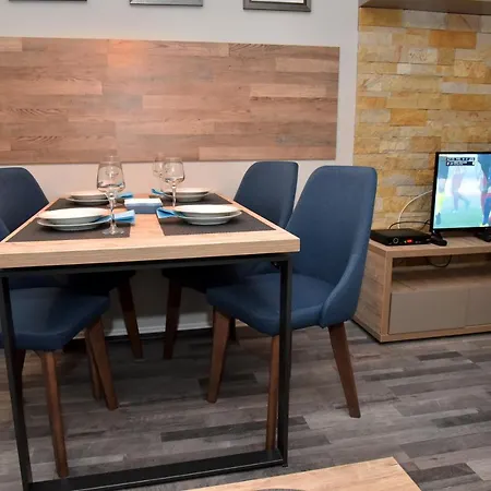 Sladjana Premier 12 Milmari كوباونيك